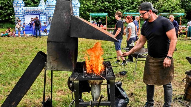 Řemesla pod hradem Hluboký 23.–24.5.